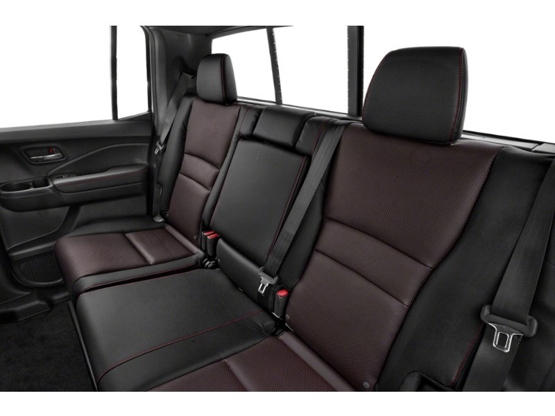 2022 Honda Ridgeline Black Edition AWD Interior Shot 5