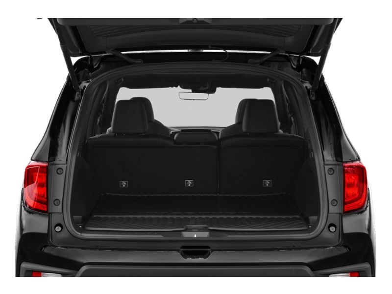 2022 Honda Passport Touring AWD Exterior Shot 4