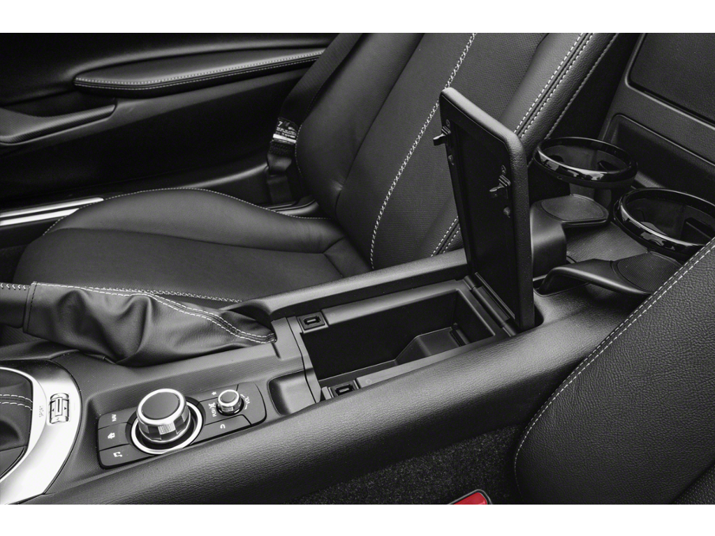 2023 Mazda MX-5 Interior