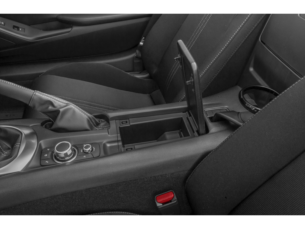 2026 mazda mx-5 Interior