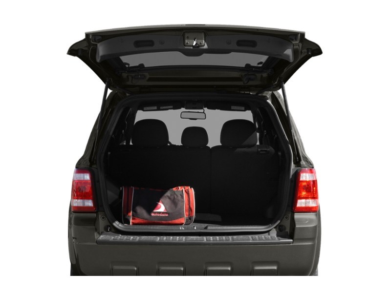 2010 Ford Escape FWD 4dr V6 Auto XLT Exterior Shot 4
