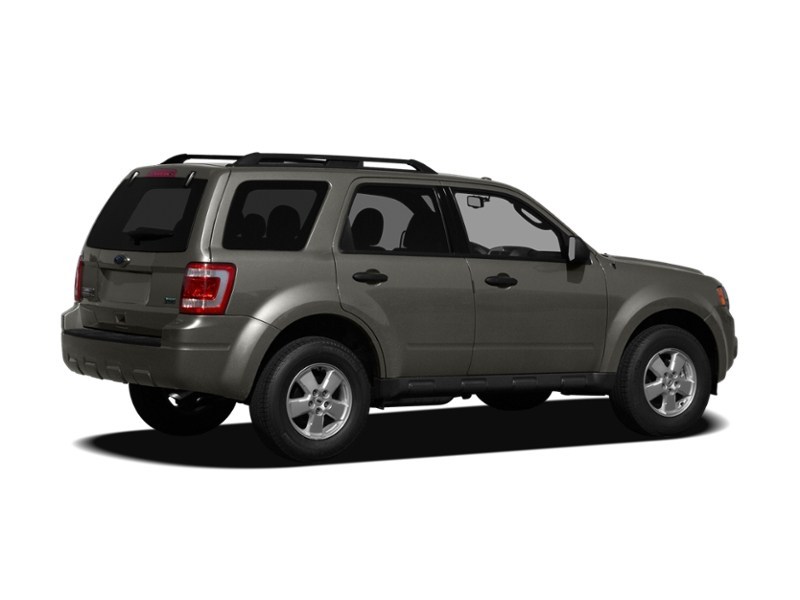 2010 Ford Escape FWD 4dr V6 Auto XLT Exterior Shot 15