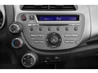 2011 Honda Fit FIT LX AUTO/SAFETY/38 SERVICES/ELDERY OWNER/DEAL Interior Shot 2