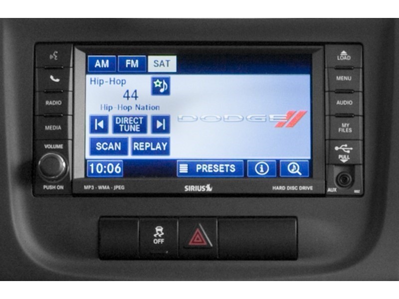 2013 Dodge Avenger 4dr Sdn Interior Shot 1