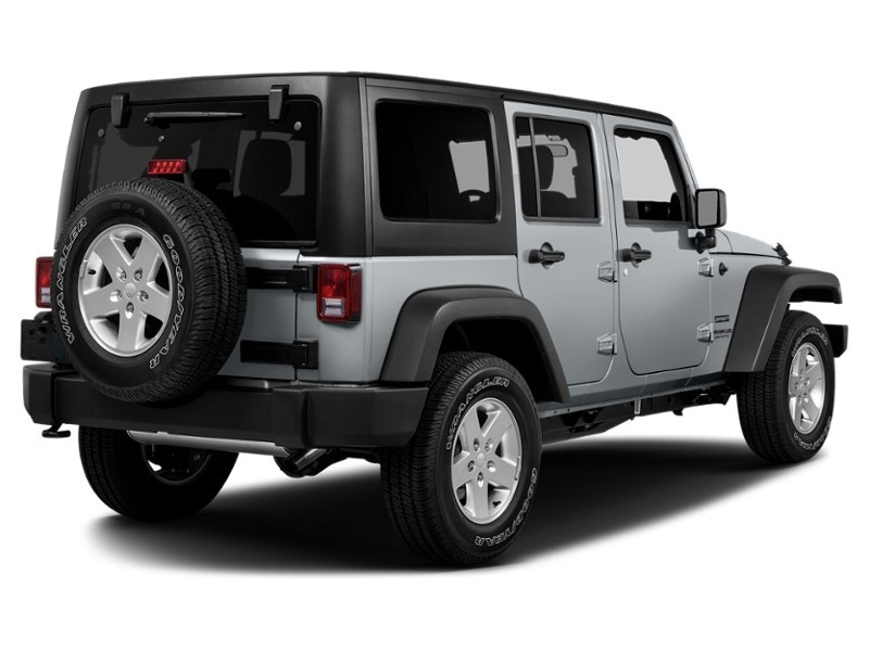 2015 Jeep Wrangler Unlimited Sport Exterior Shot 2