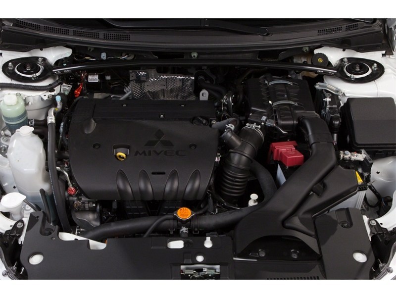 2013 Mitsubishi Lancer 4dr Sdn CVT SE FWD Exterior Shot 3