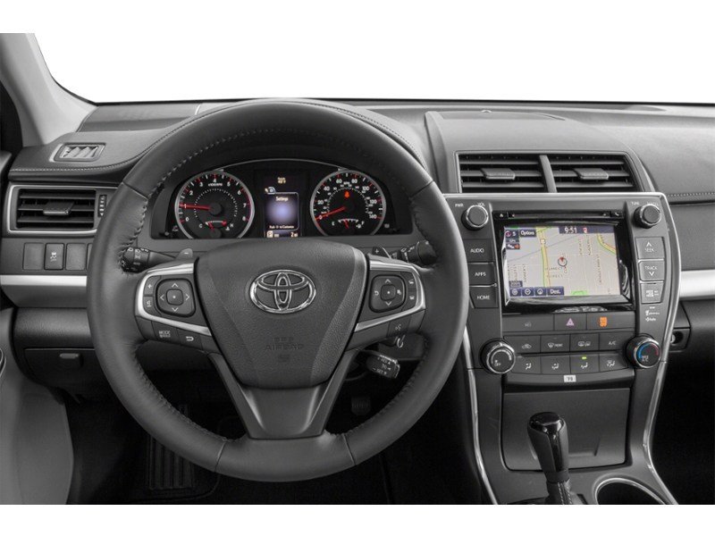 2015 Toyota Camry 4dr Sdn V6 Auto XSE Interior Shot 3