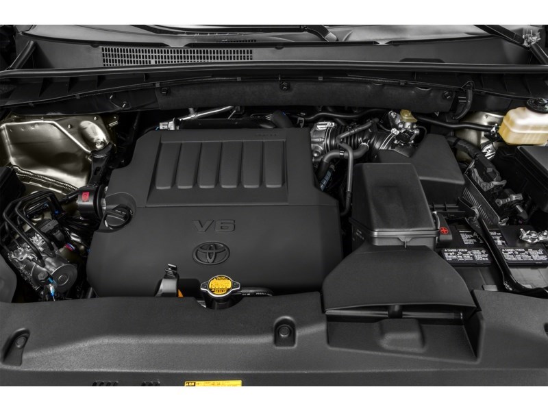 2015 Toyota Highlander XLE Exterior Shot 3