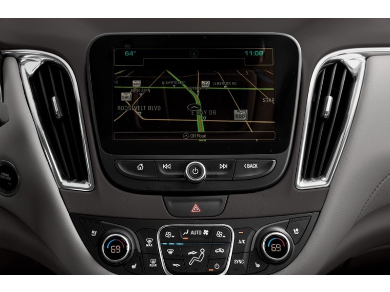 2018 Chevrolet Malibu 4dr Sdn Premier w/2LZ Interior Shot 8