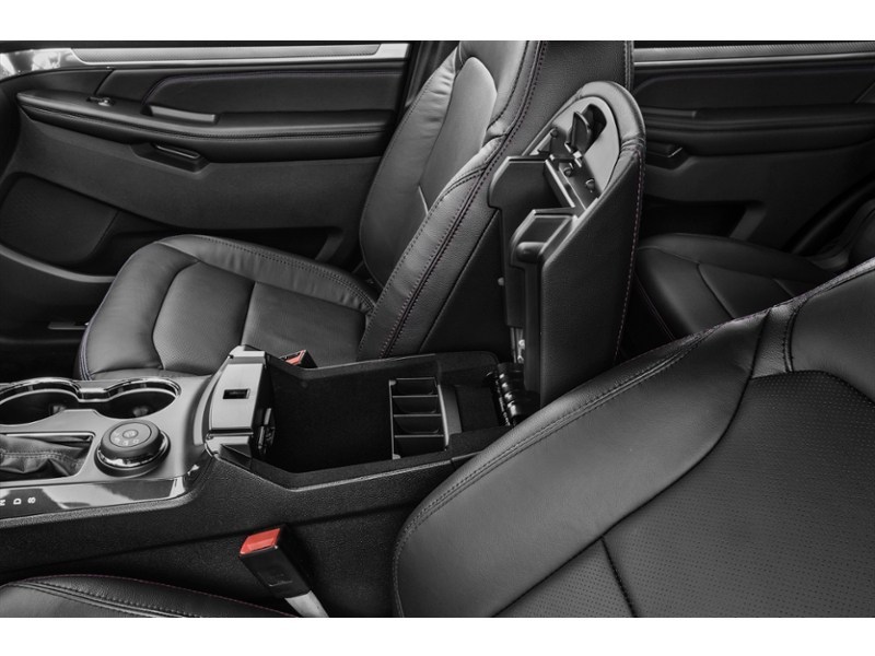 2016 Ford Explorer 4WD 4dr Sport Interior Shot 7