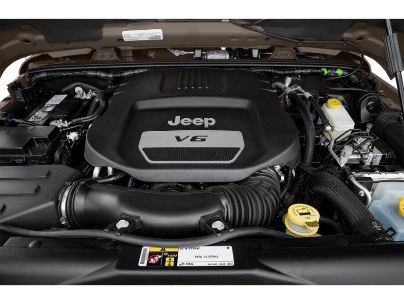 2016 Jeep Wrangler Unlimited 4WD 4dr Rubicon Exterior Shot 3
