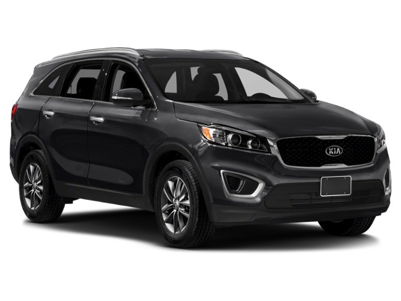 2018 Kia Sorento LX V6 AWD Exterior Shot 9