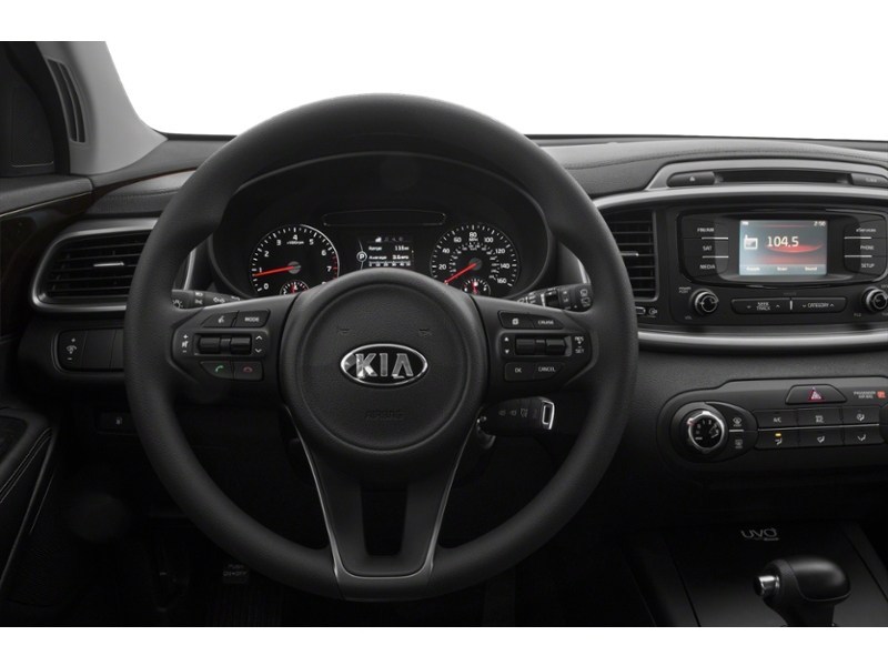 2018 Kia Sorento LX V6 AWD Interior Shot 3
