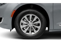 2017 Chrysler Pacifica 4dr Wgn Touring-L Plus Exterior Shot 5