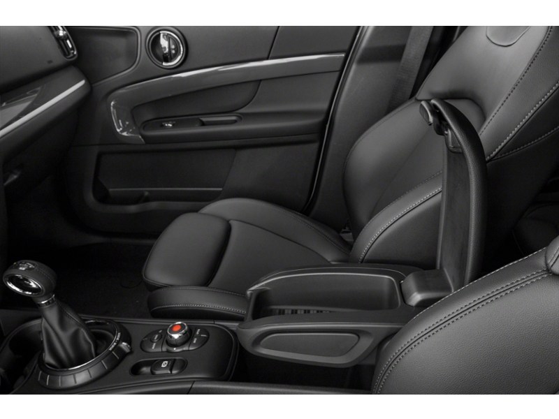 2019 MINI Countryman Cooper S ALL4 Interior Shot 7