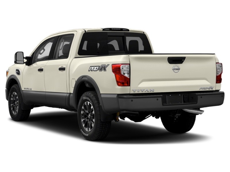 2018 Nissan Titan 4x4 Crew Cab PRO-4X Exterior Shot 10