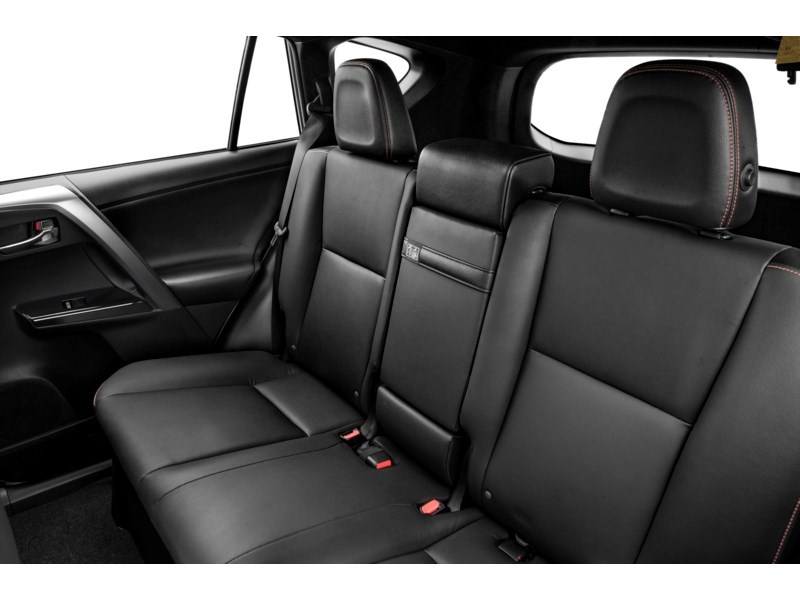 2018 Toyota RAV4 Hybrid AWD Hybrid SE Interior Shot 5