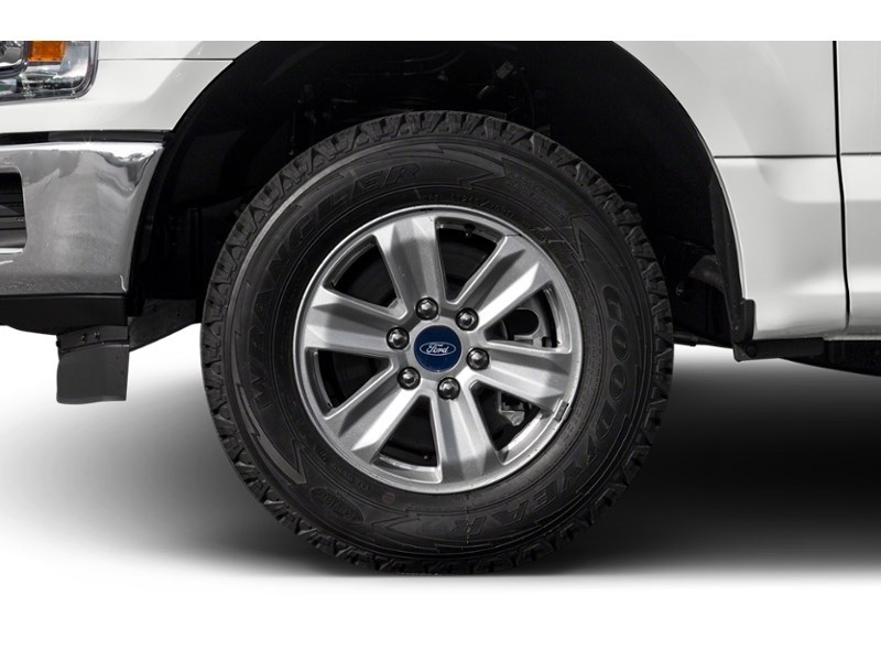 2018 Ford F-150 XLT 4WD SuperCrew 5.5' Box Exterior Shot 5