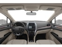 2018 Lincoln MKC AWD Reserve Interior Shot 6
