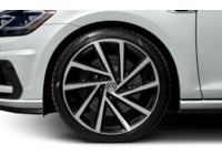 2018 Volkswagen Golf R 5-door DSG Exterior Shot 5