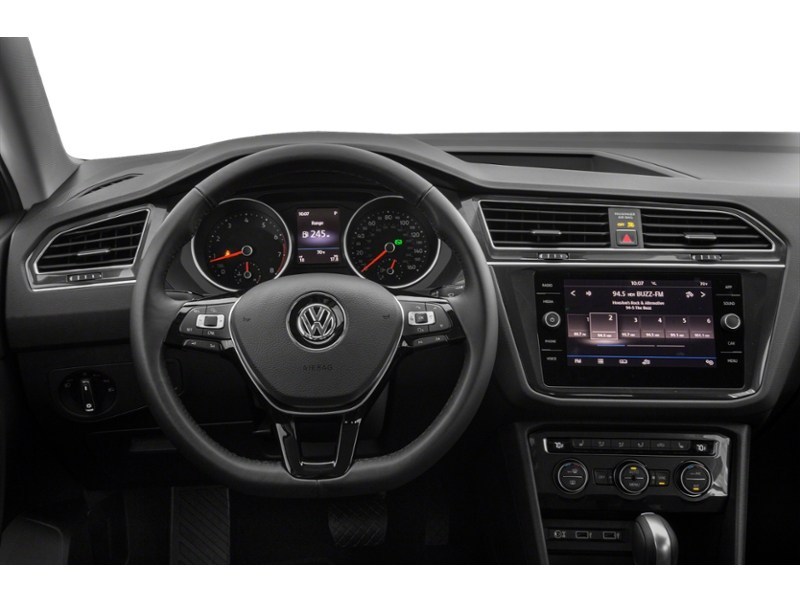 2020 Volkswagen Tiguan Comfortline 4MOTION Interior Shot 3