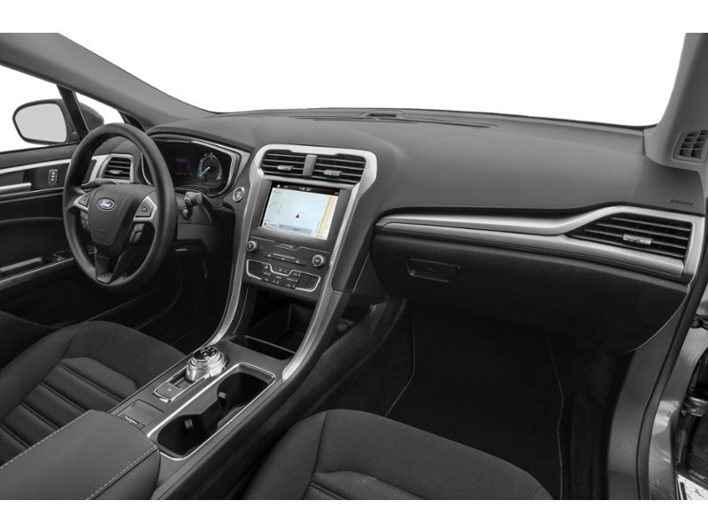 2019 Ford Fusion SE Interior Shot 1