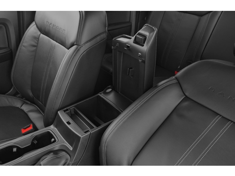 2019 Ford Ranger LARIAT 4WD SuperCrew 5' Box Interior Shot 7