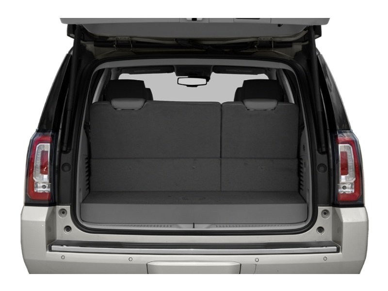 2020 GMC Yukon 4WD 4dr Denali Exterior Shot 4