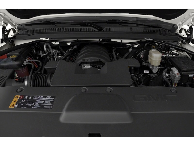 2020 GMC Yukon 4WD 4dr Denali Exterior Shot 3