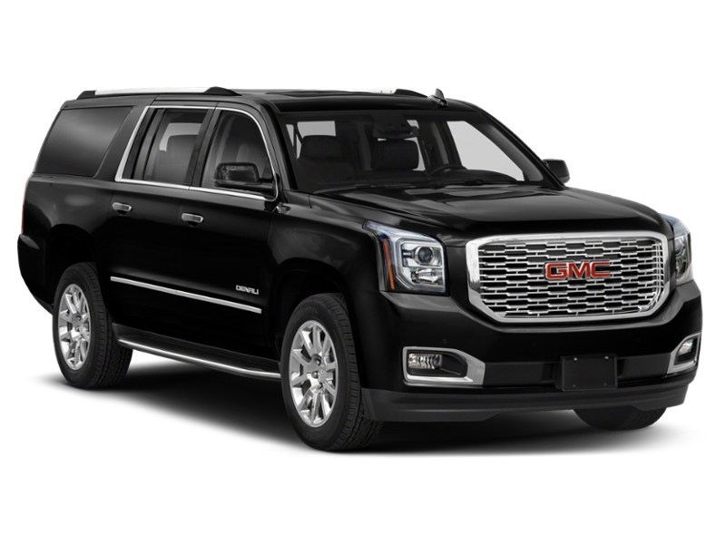 2019 GMC Yukon XL 4WD 4dr Denali Exterior Shot 8