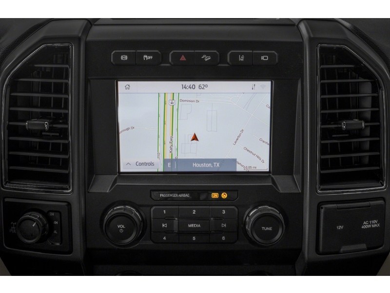 2020 Ford Super Duty F-250 SRW XLT 4WD Crew Cab 6.75' Box Interior Shot 8