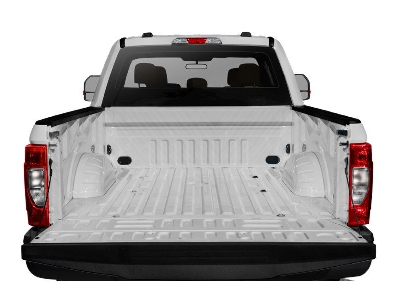 2022 Ford Super Duty F-350 SRW XL 4WD Crew Cab 6.75' Box Exterior Shot 4