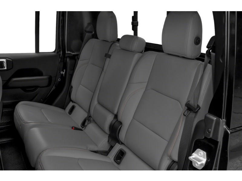 2021 Jeep Gladiator Mojave 4x4 Interior Shot 5