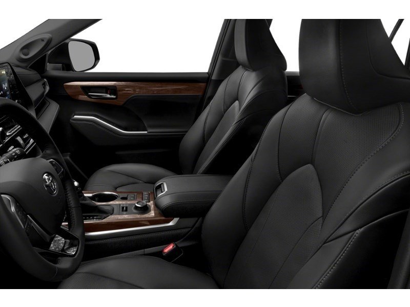 2022 Toyota Highlander Limited AWD Interior Shot 4