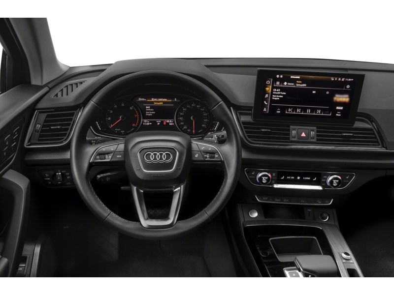 2021 Audi Q5 Komfort 45 TFSI quattro Interior Shot 3