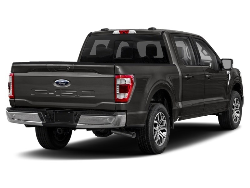 2022 Ford F-150 LARIAT 4WD SuperCrew 5.5' Box Exterior Shot 2
