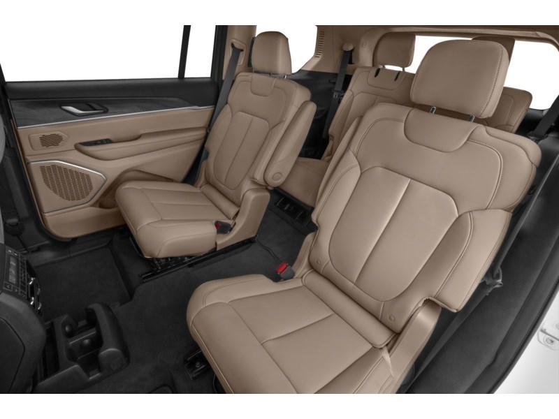 2021 Jeep Grand Cherokee L Altitude 4x4 Interior Shot 5