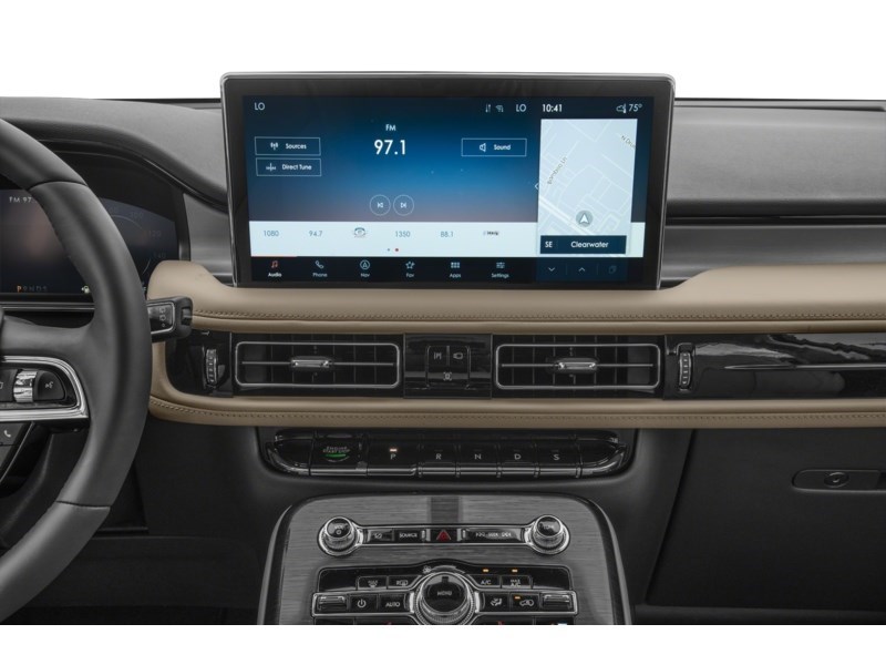 2022 Lincoln Nautilus Reserve AWD Interior Shot 2