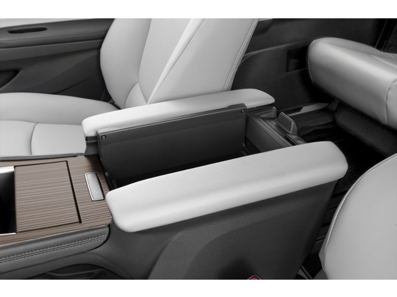 2024 Toyota Sienna XLE 8-Passenger FWD Interior Shot 7