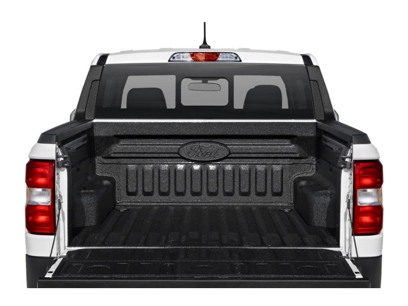 2023 Ford Maverick LARIAT AWD SuperCrew Exterior Shot 4