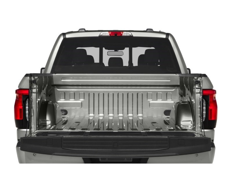2023 Ford F-150 Lightning LARIAT 4WD SuperCrew 5.5' Box Exterior Shot 4