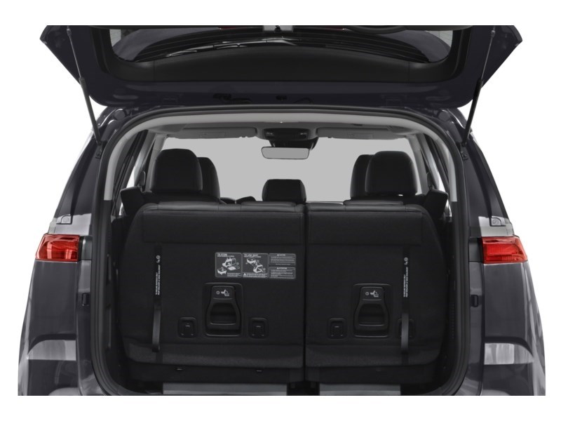 2023 Kia Carnival LX+ FWD Exterior Shot 4