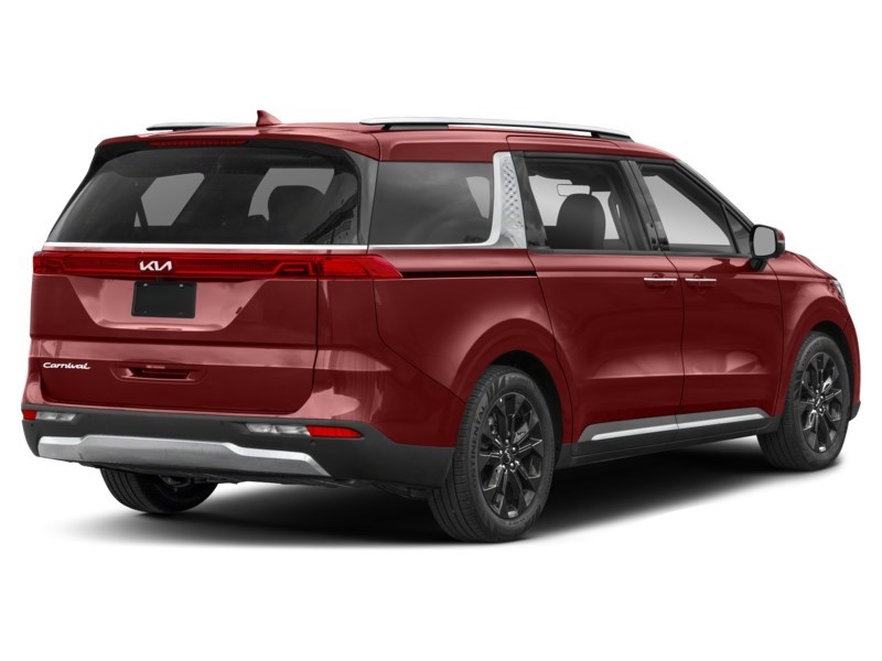 2024 Kia Carnival SX FWD Exterior Shot 2