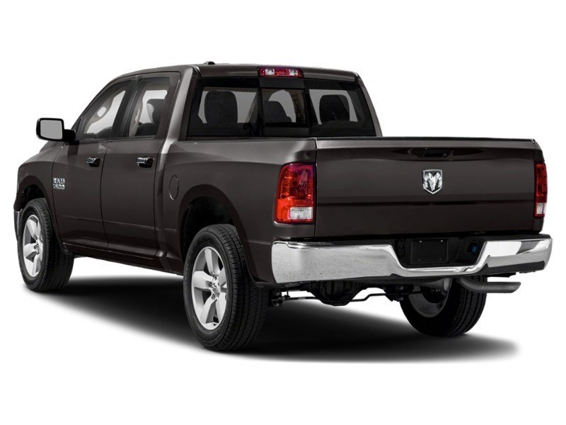 2022 RAM 1500 Classic SLT 4x4 Crew Cab 5'7