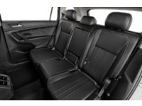 2024 Volkswagen Tiguan Comfortline 4MOTION Interior Shot 5