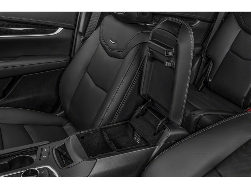 2026 Cadillac XT5 AWD 4dr Premium Luxury Interior Shot 7