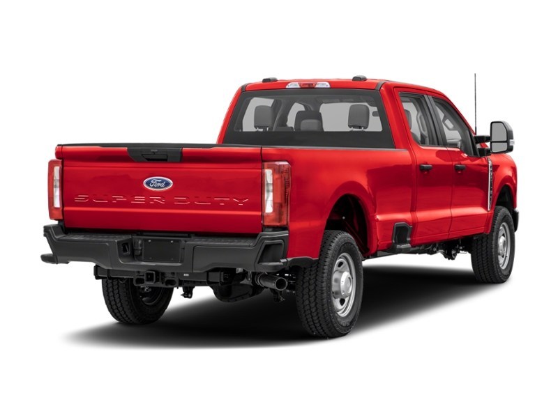 2024 Ford Super Duty F-350 SRW LARIAT 4WD Crew Cab 6.75' Box OEM Shot 3