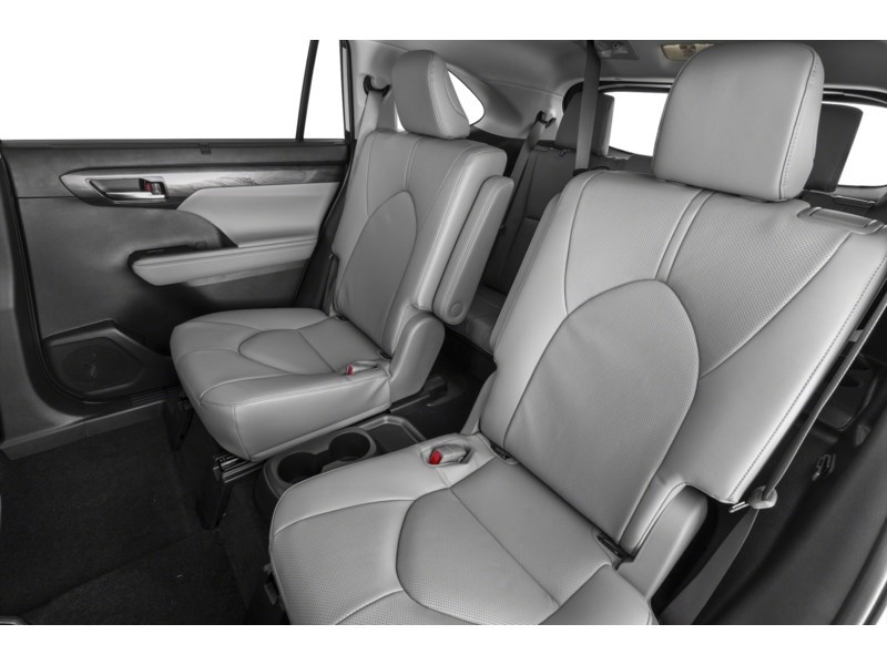 2026 Toyota Highlander Hybrid Hybrid Limited AWD Interior Shot 5