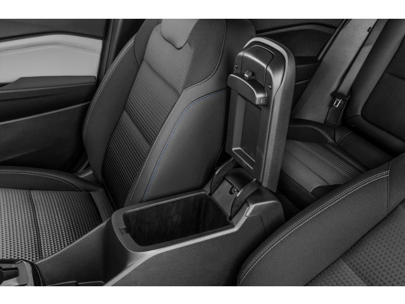 2026 Chevrolet Trax FWD 4dr ACTIV Interior Shot 7