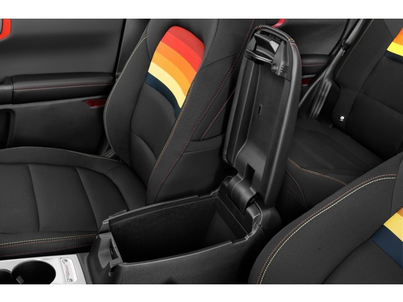 2023 Honda Ridgeline Touring AWD Interior Shot 10